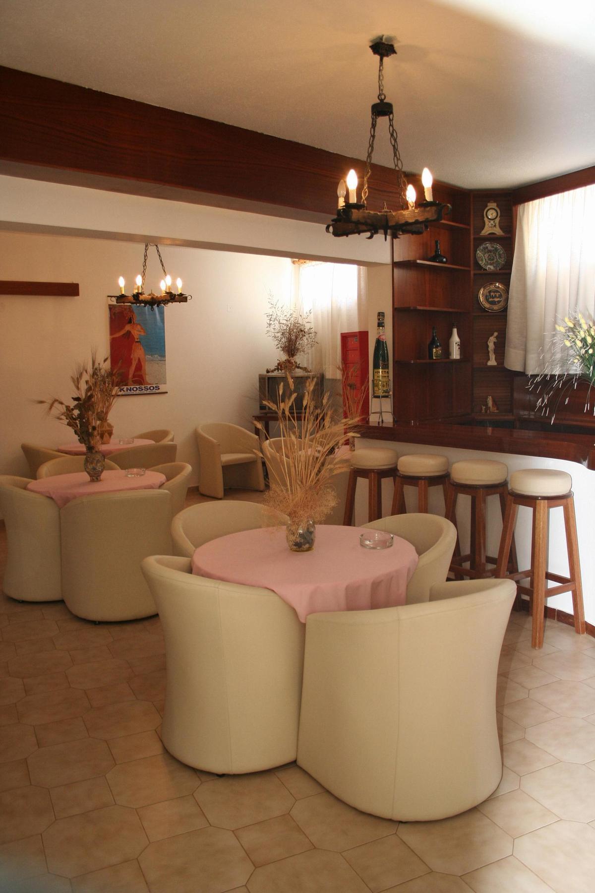 Lovely Holidays Hotel Hersónissos Extérieur photo